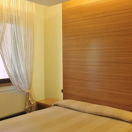 Hotel Sirio - Sure Collection By Western Medolago